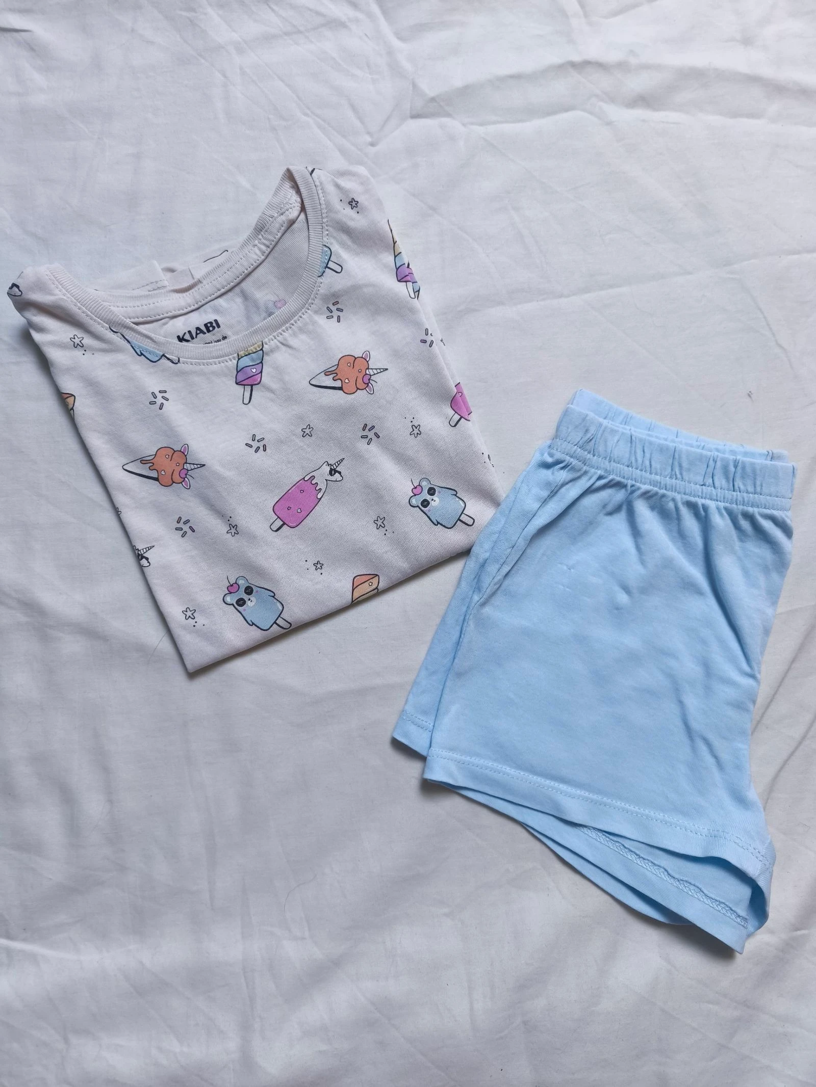 Pijama ligero para niña (5 años) – photo 2